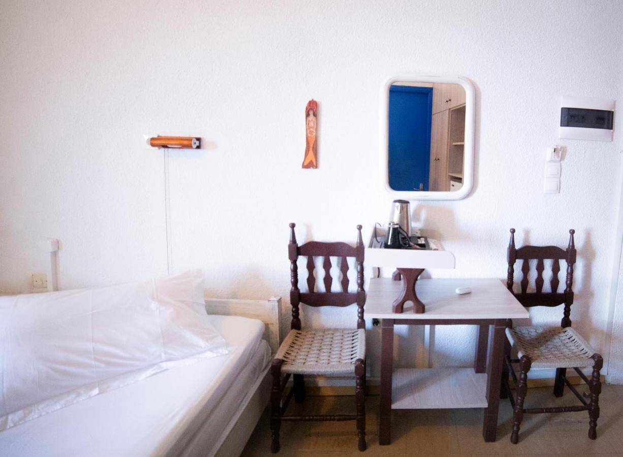Marina Hotel Agios Kirykos  Luaran gambar